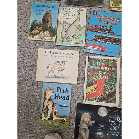 Lot of 15 Vintage Mixed Authors Read Along Hardcover Children's Story Books - Picture 3 of 6